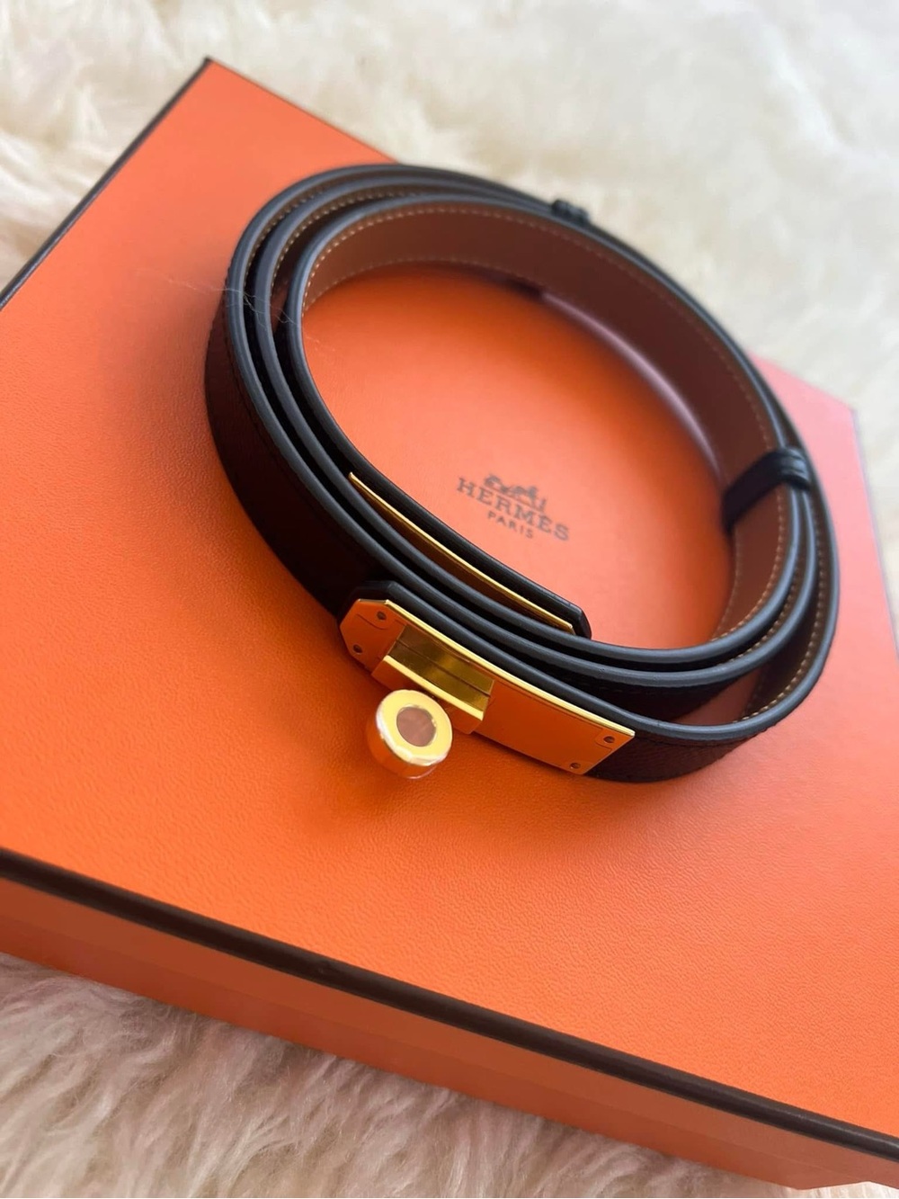 Authentic Hermes Kelly Belt in NOIR GHW - Picture 3 of 3